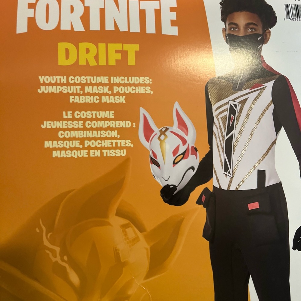 NWT Fortnite Drift Youth Jeunesse Costume size 8 - 10
